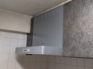 長野キッチン取付け隊　マンションのレンジフードリフォーム　施工後